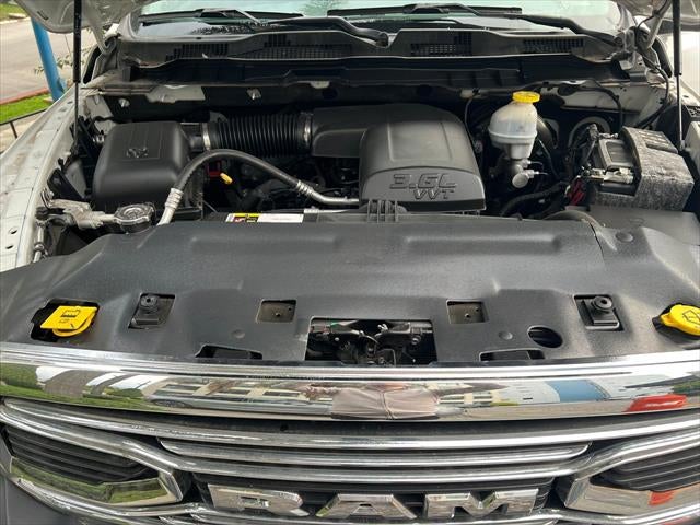 2020 RAM 1500 3.6 V6 Crew Cab SLT At