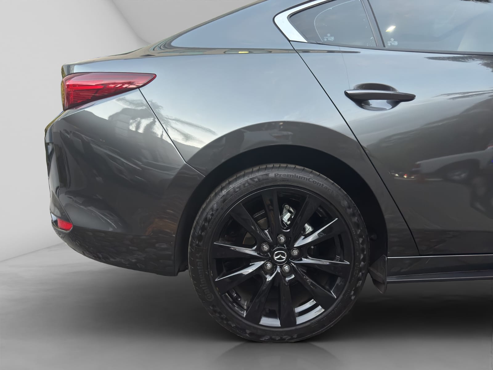 2025 Mazda Mazda 3 2.5 Signature Hb At