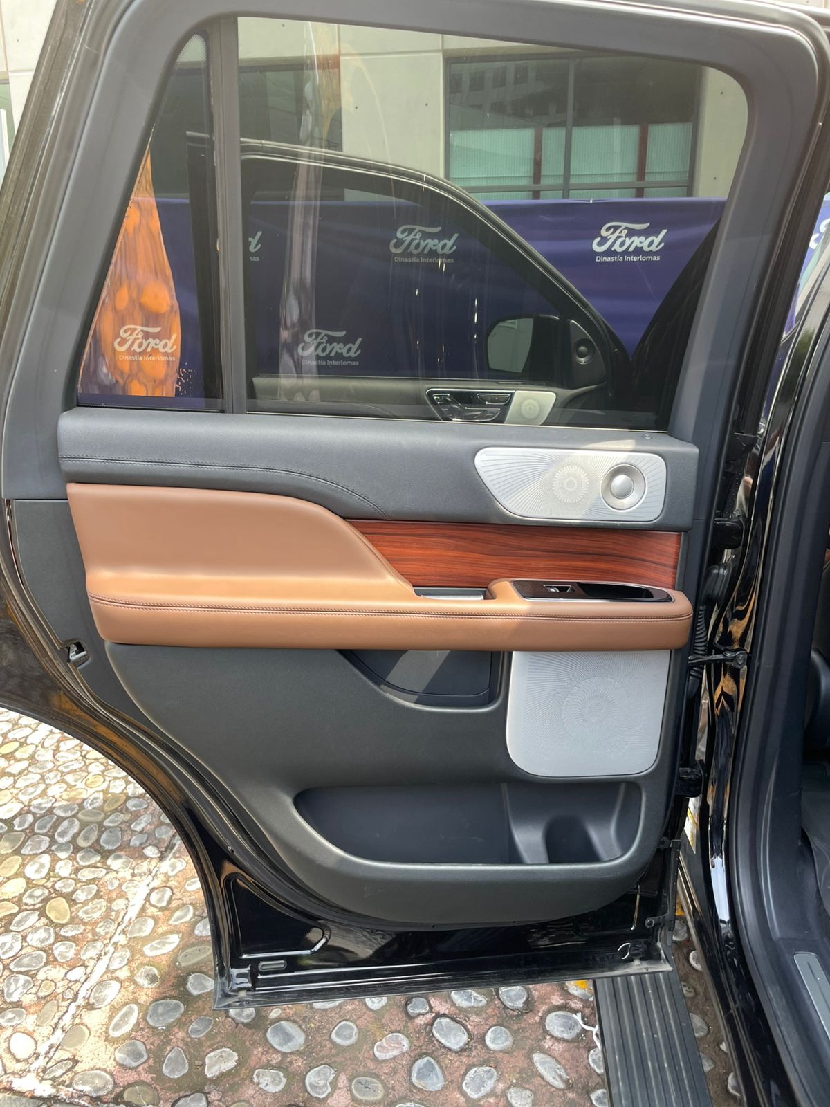 2024 Lincoln Navigator 3.5 V6 Reserve At