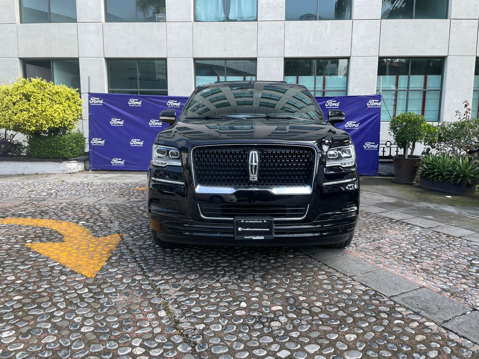 2024 Lincoln Navigator 3.5 V6 Reserve At