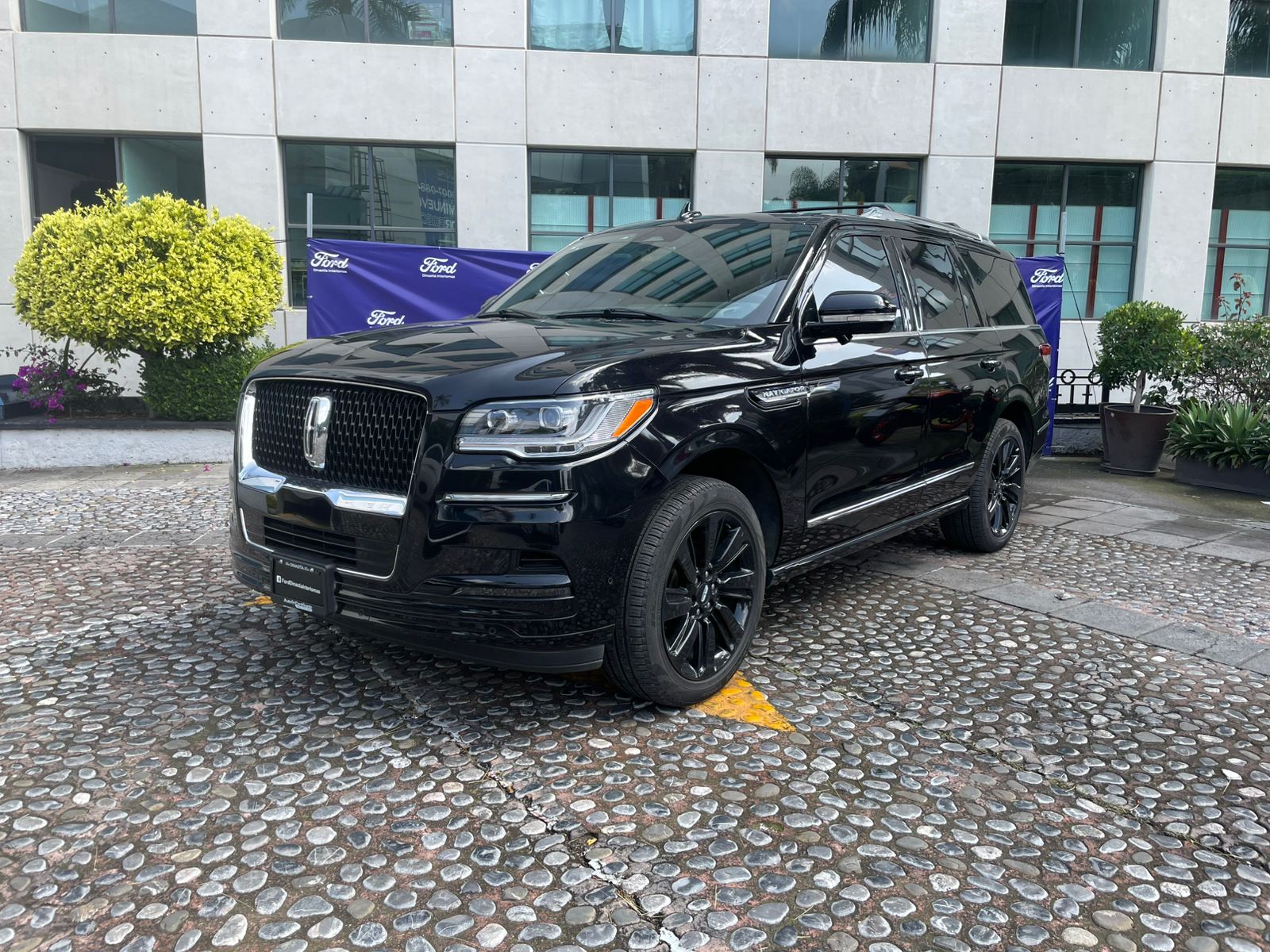 2024 Lincoln Navigator 3.5 V6 Reserve At