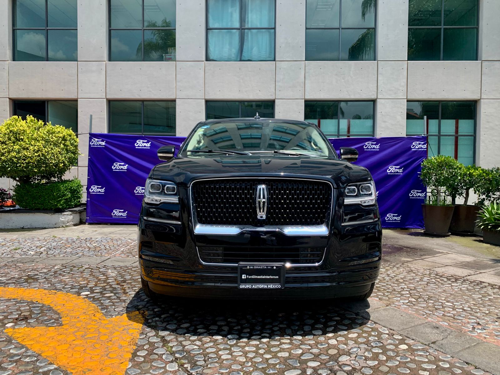 2023 Lincoln Navigator 3.5 V6 Reserve At