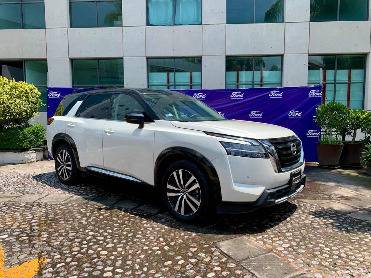 2024 Nissan Pathfinder 3.5 Platinum At