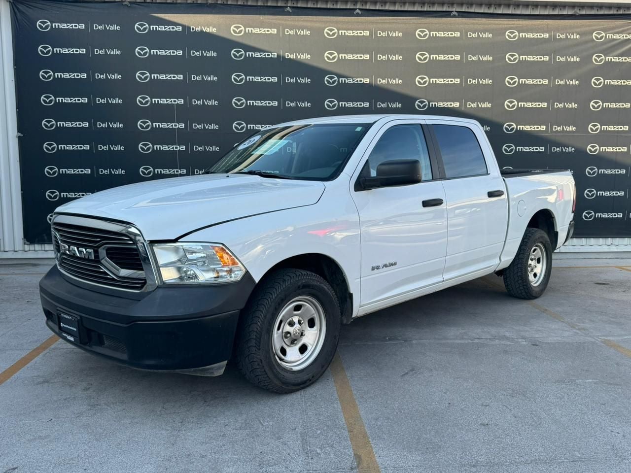 2020 RAM 1500 3.6 V6 Crew Cab SLT At