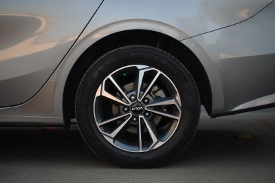 2023 Kia Forte 2.0 Lx Sedan At