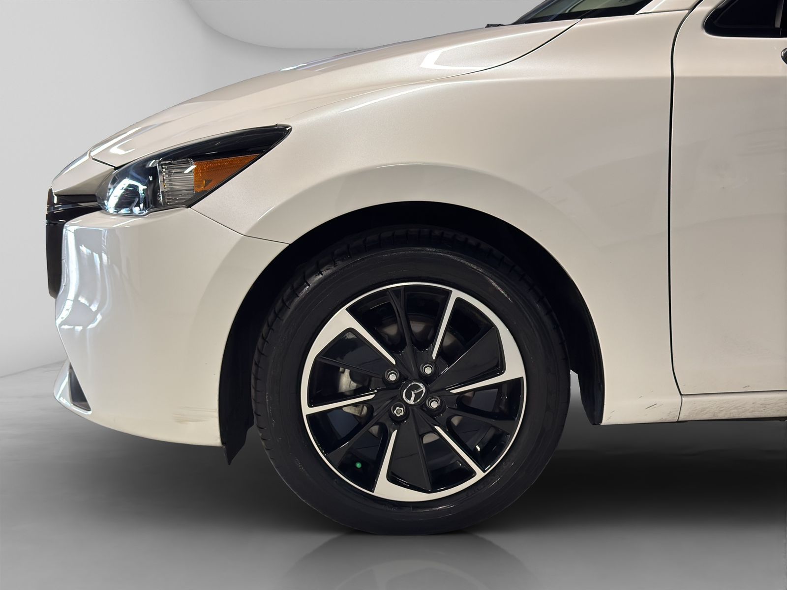 2025 Mazda Mazda 2 2.0 Signature HB At