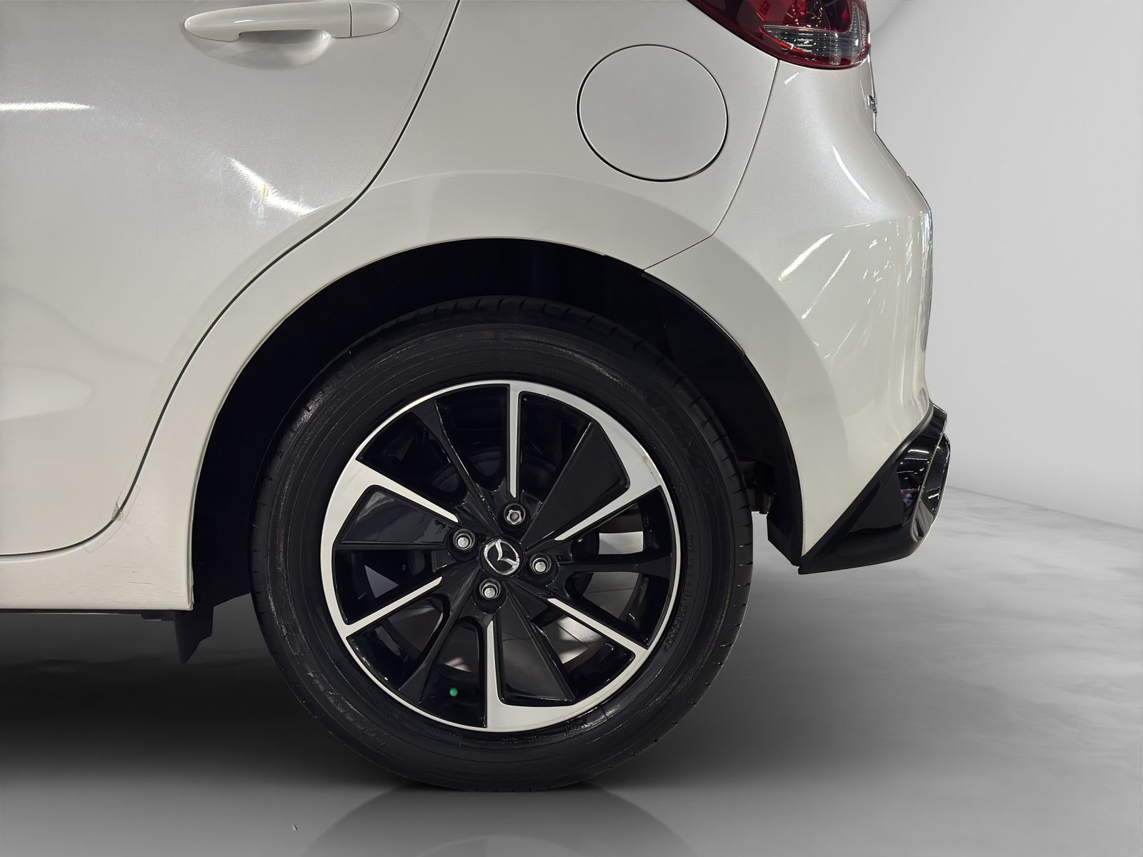 2025 Mazda Mazda 2 2.0 Signature HB At