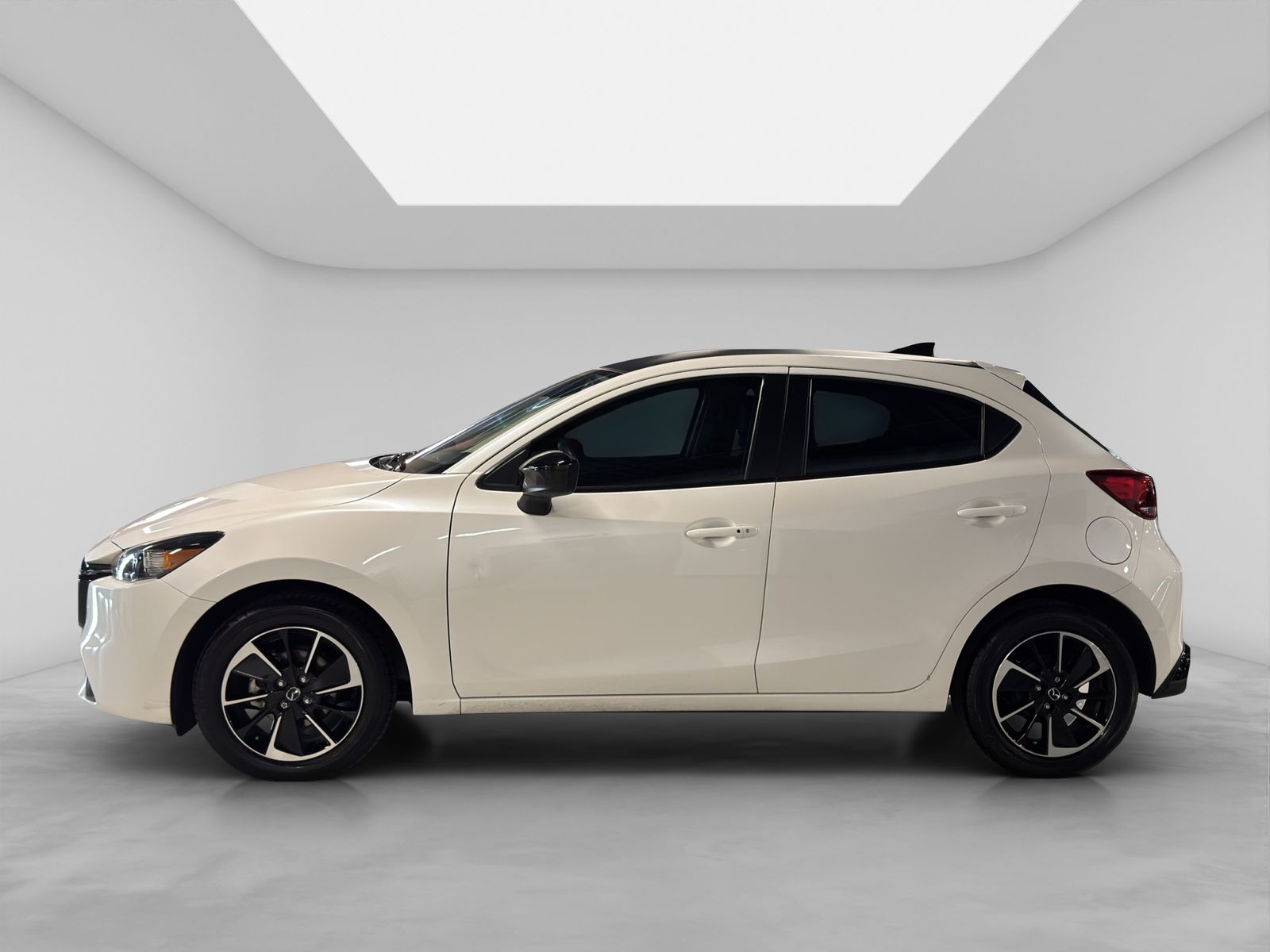 2025 Mazda Mazda 2 2.0 Signature HB At