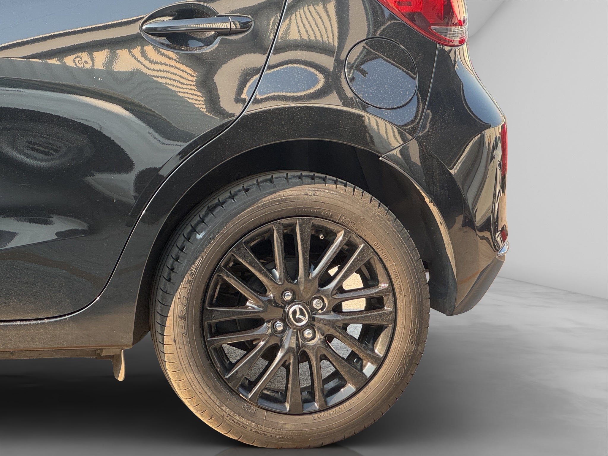 2023 Mazda Mazda 2 1.5 Carbon Edition At