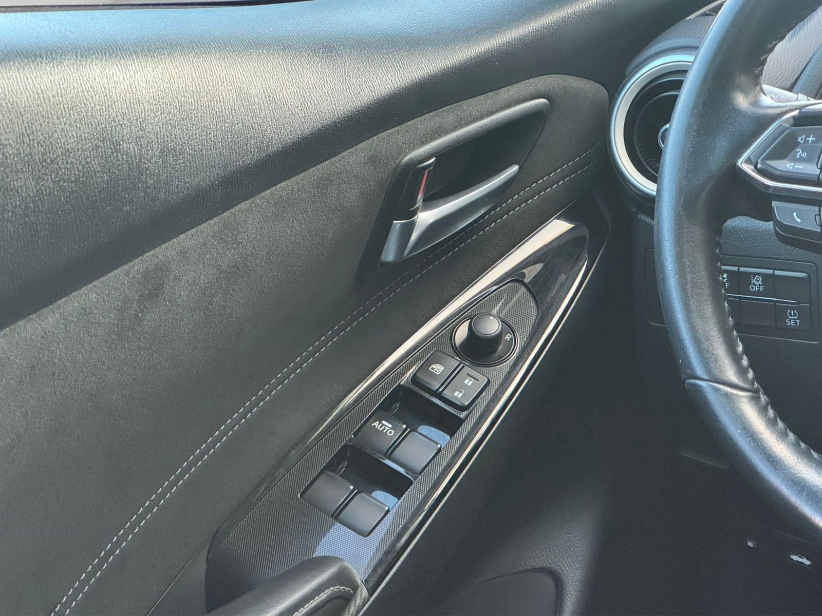 2023 Mazda Mazda 2 1.5 Carbon Edition At