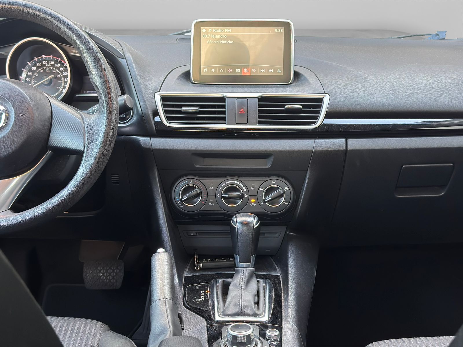 2015 Mazda Mazda 3 2.0 I Sedan Touring At