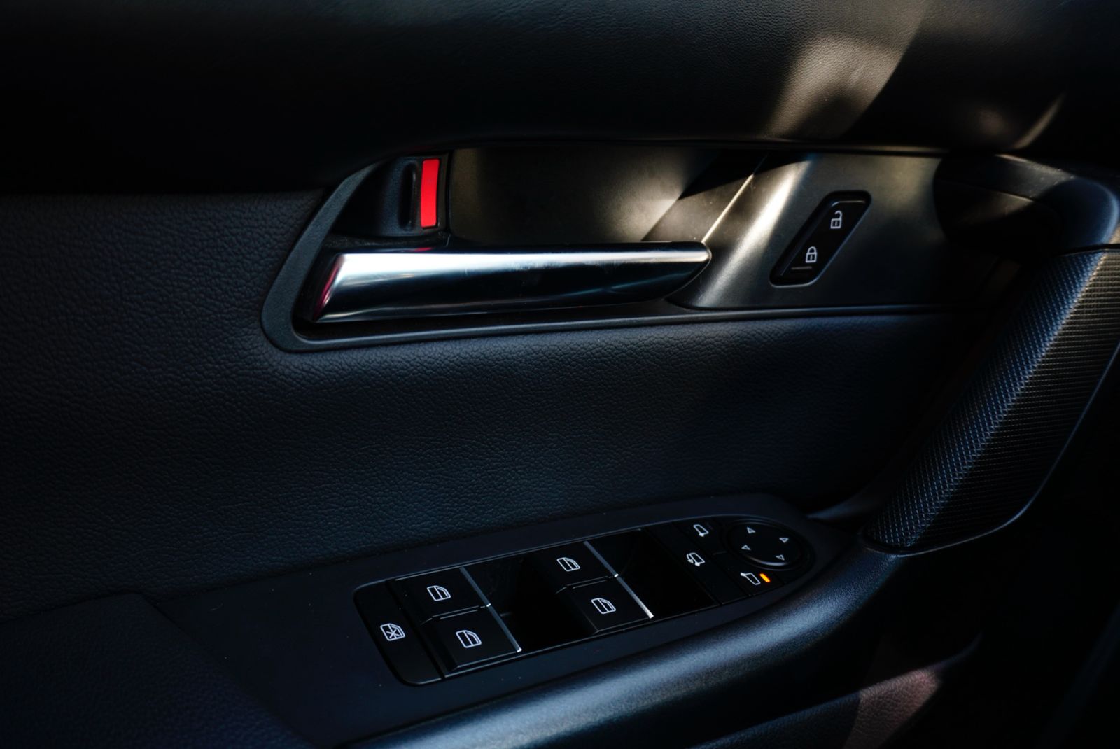 2025 Mazda Mazda CX-50 2.5 Signature At