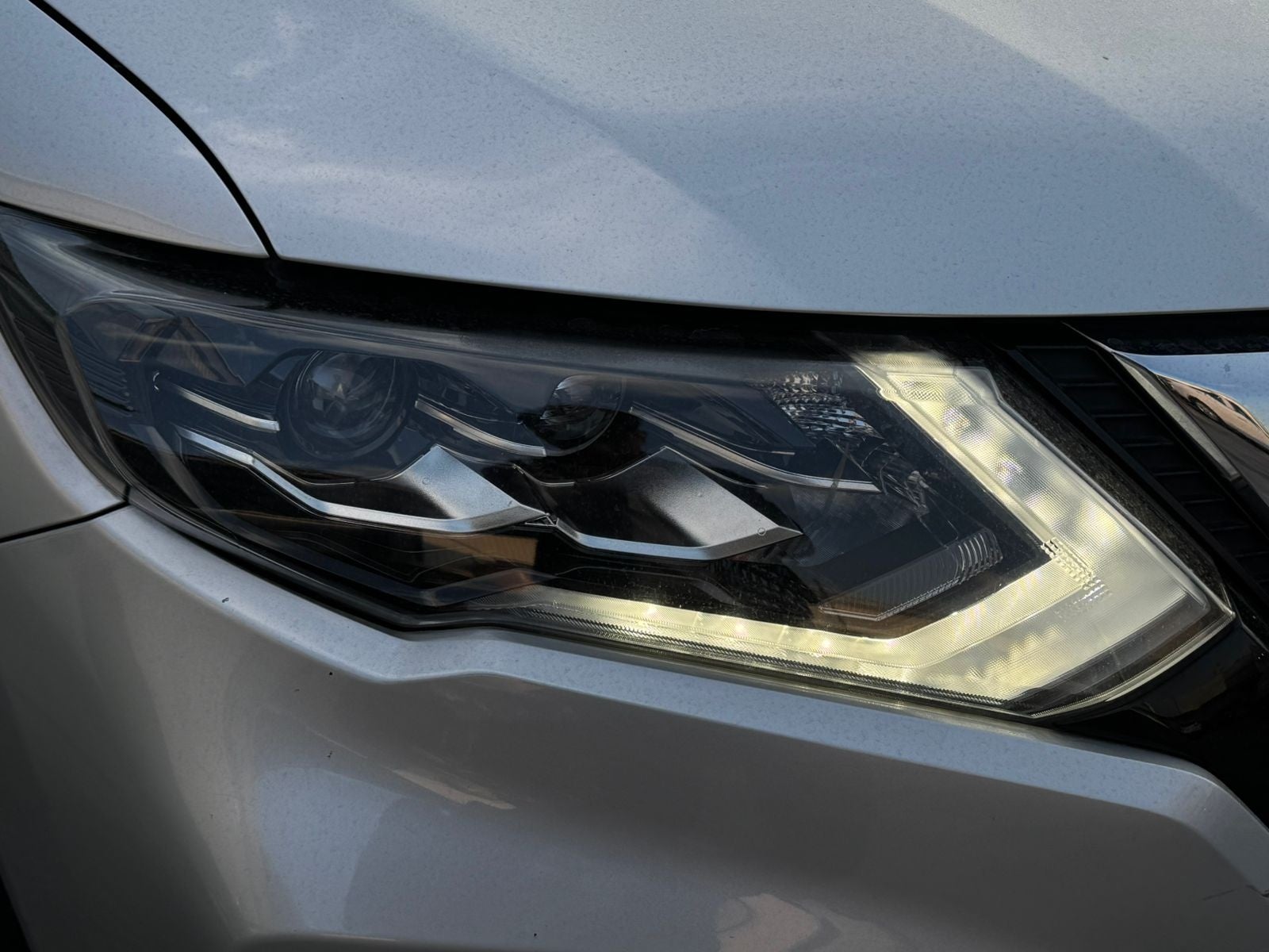 2018 Nissan X-Trail 2.5 Exclusive 2 Filas Cvt