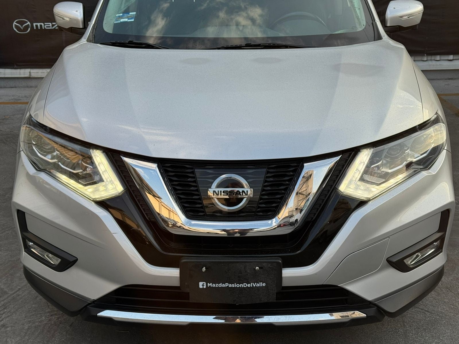 2018 Nissan X-Trail 2.5 Exclusive 2 Filas Cvt