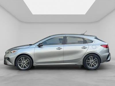 2022 Kia Forte 1.6 GT Hb At