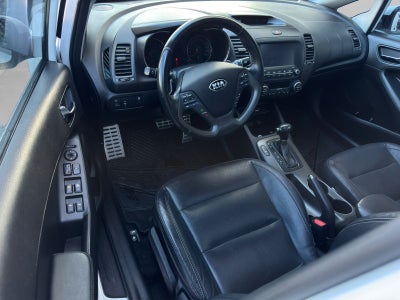 2016 Kia Forte 2.0 SX 4 p At