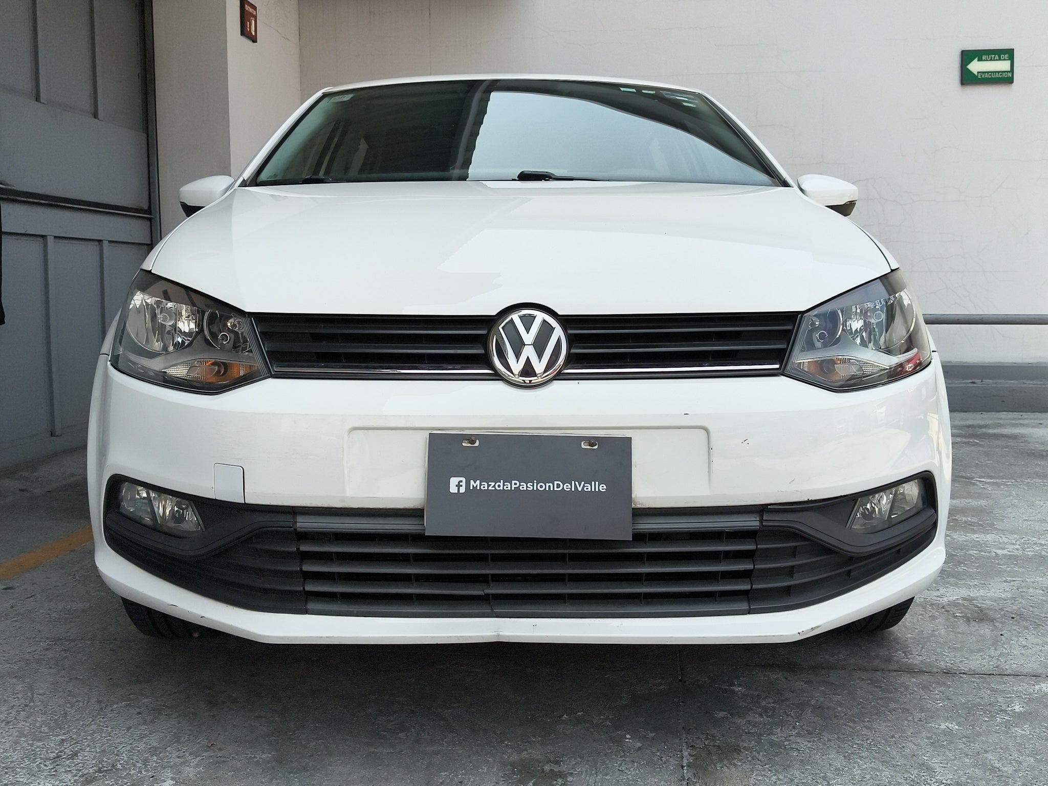 2018 Volkswagen Polo 1.6 L4 Mt