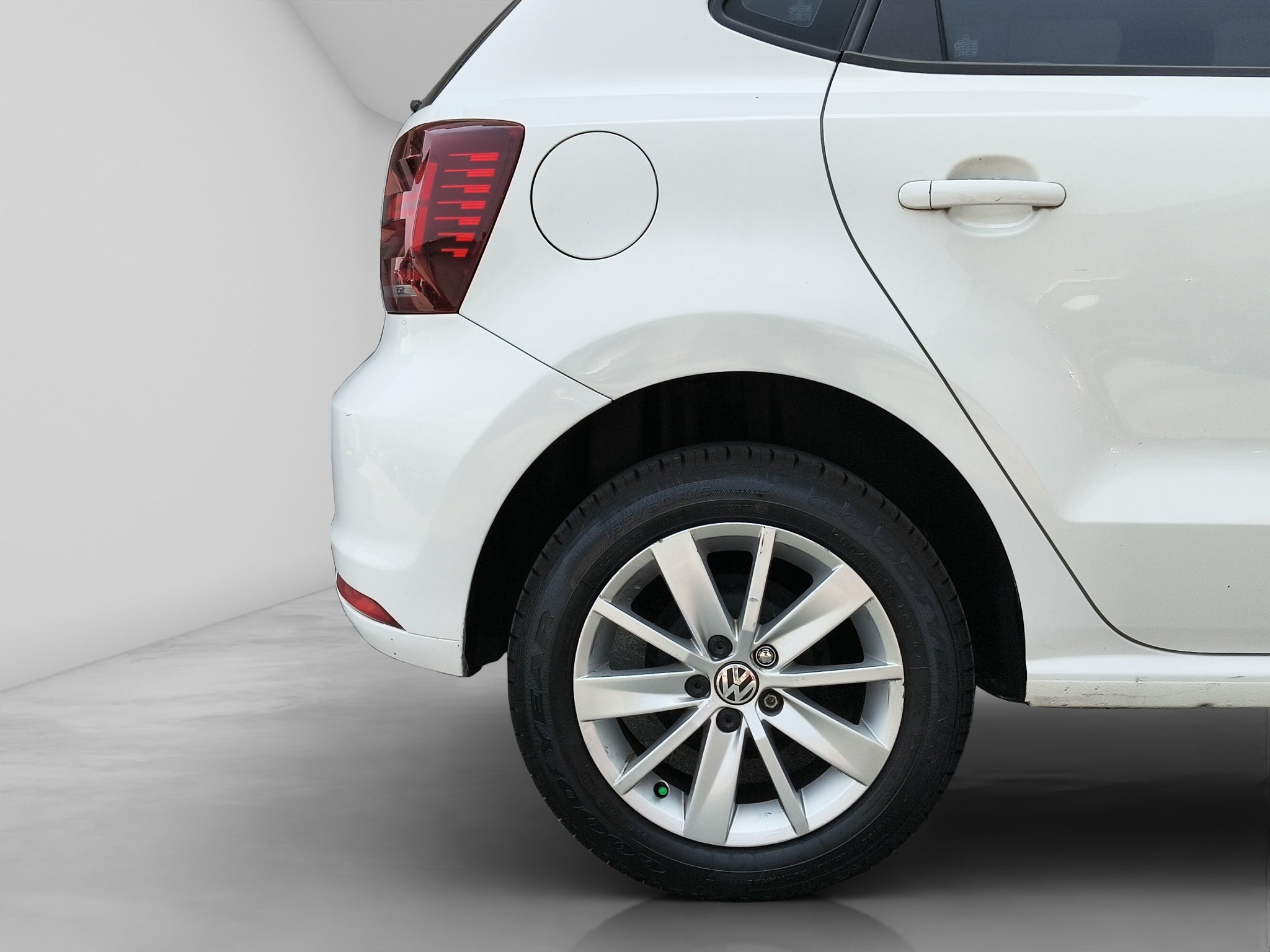 2018 Volkswagen Polo 1.6 L4 Mt