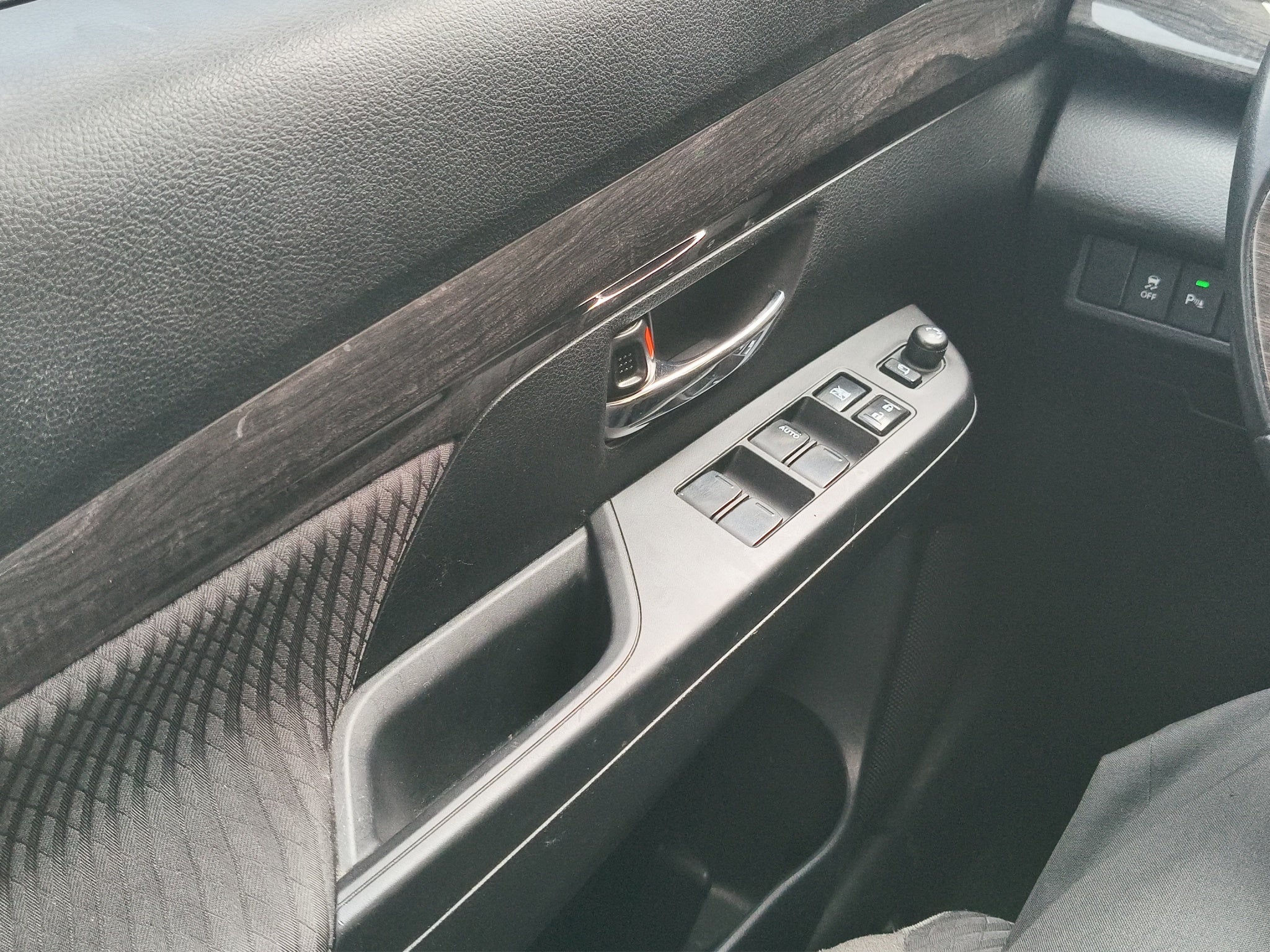 2025 Suzuki Ertiga 1.5 Boostergreen Glx At