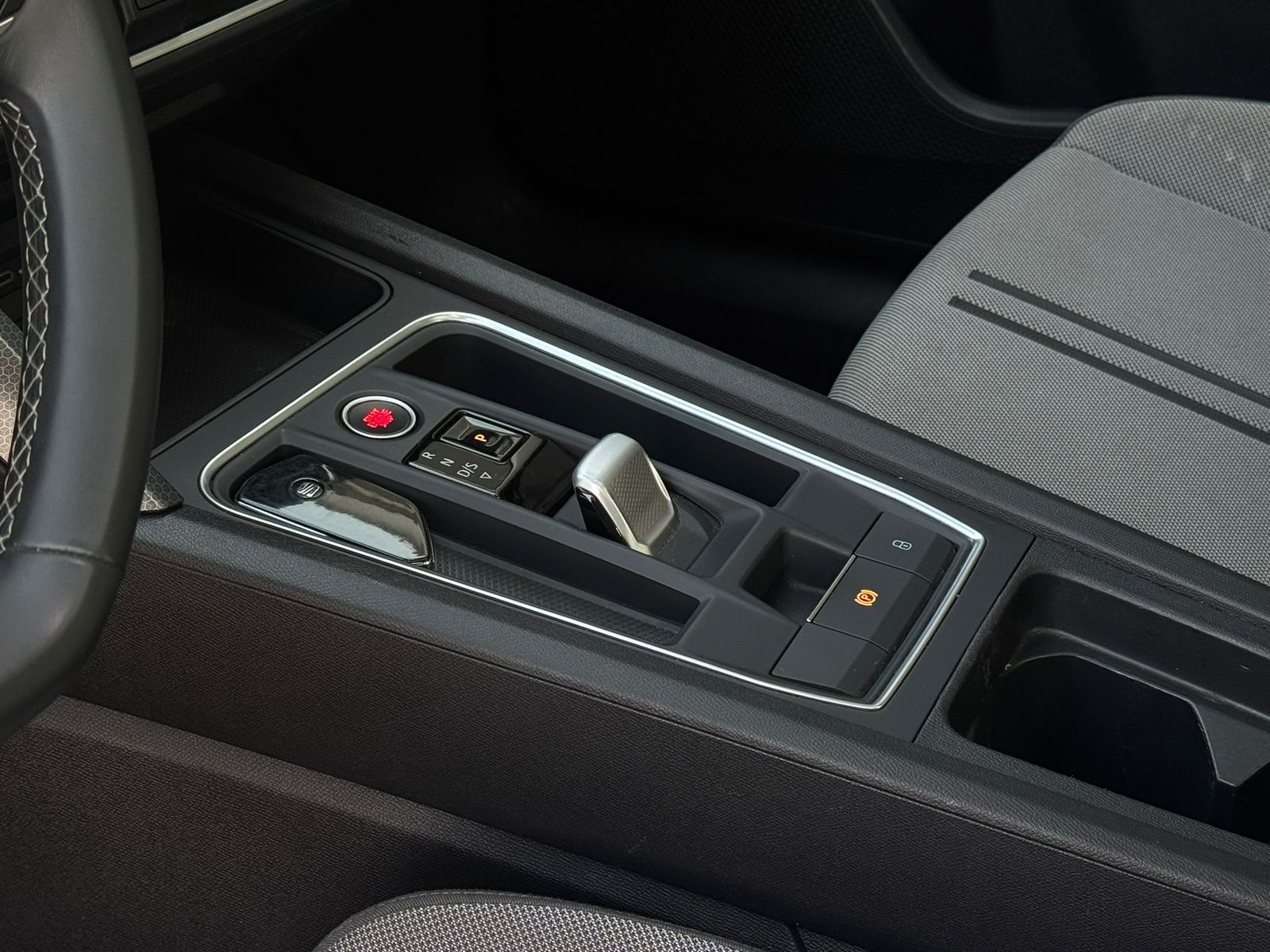 2021 Seat Leon 1.4 Style L4 150 HP At