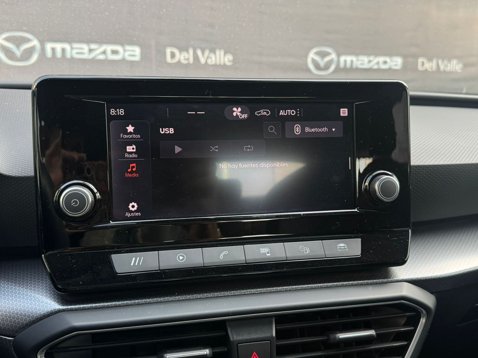 2021 Seat Leon 1.4 Style L4 150 HP At