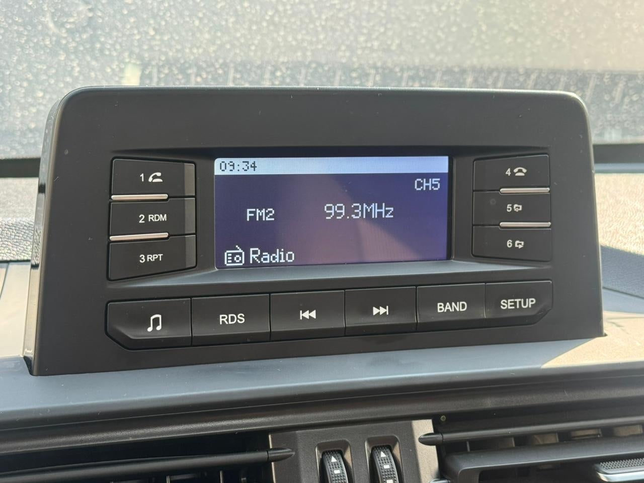 2025 RAM 1200 2.4 Tradesman Crew Cab Mt