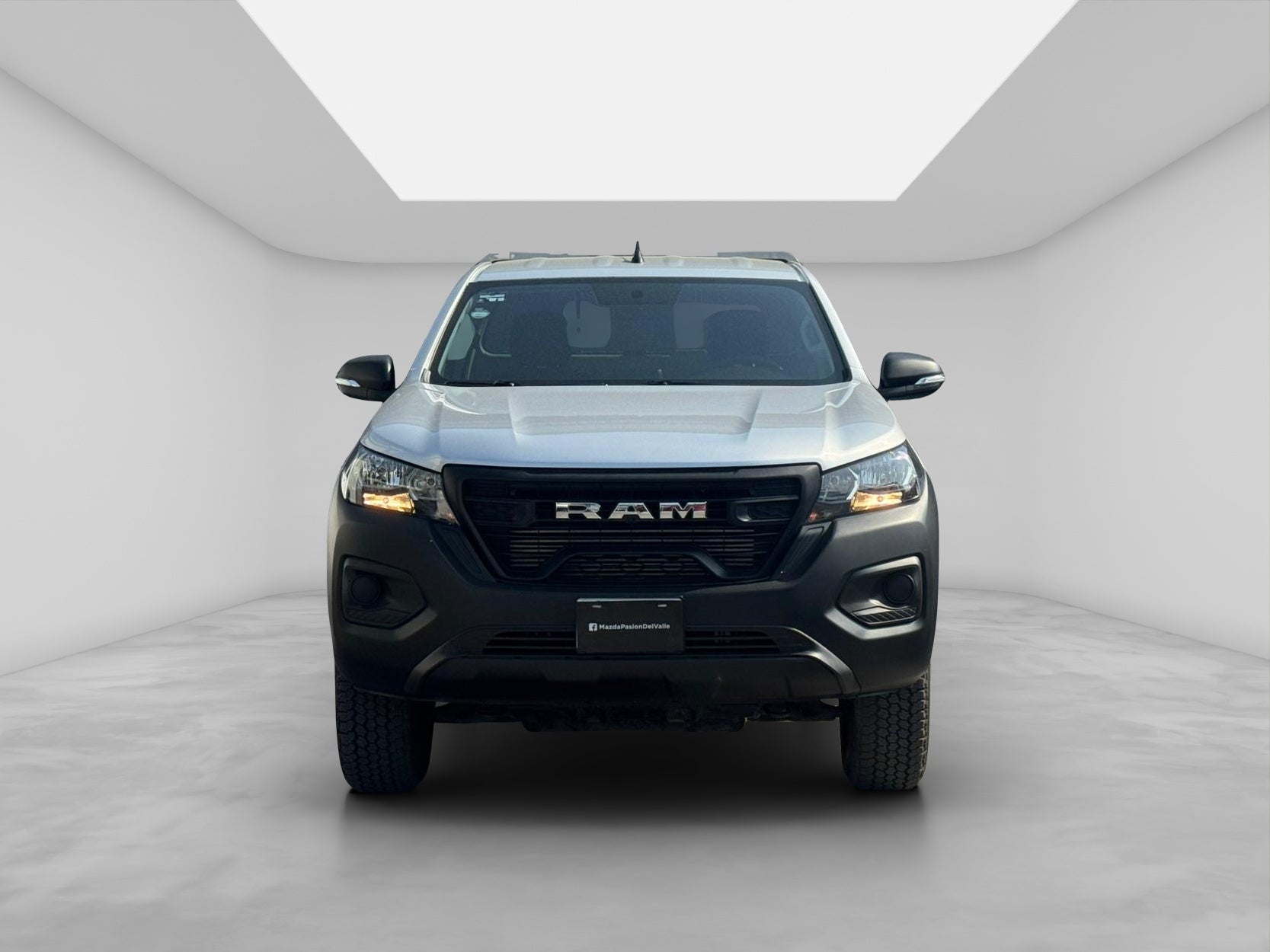 2025 RAM 1200 2.4 Tradesman Crew Cab Mt