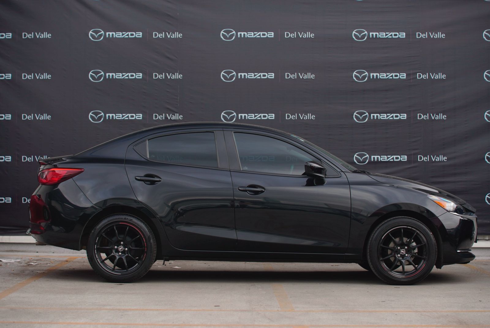 2023 Mazda Mazda 2 1.5 Carbon Edition At