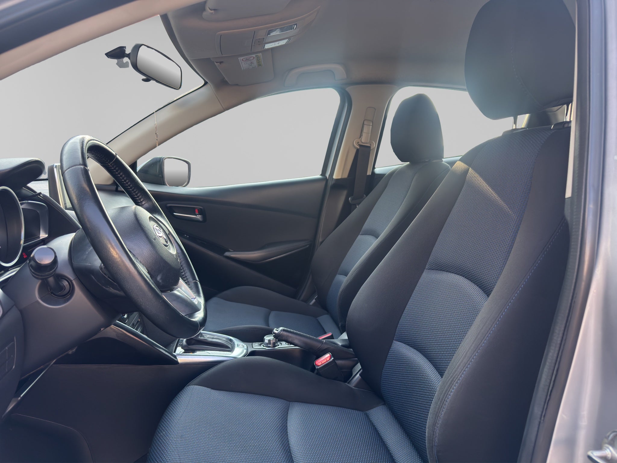 2017 Toyota Yaris 1.5 R Xle Sedan At