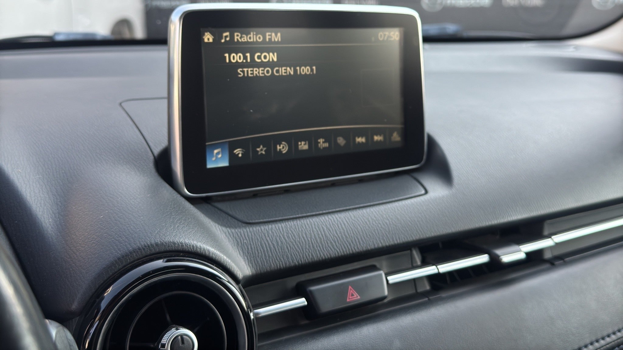 2017 Toyota Yaris 1.5 R Xle Sedan At