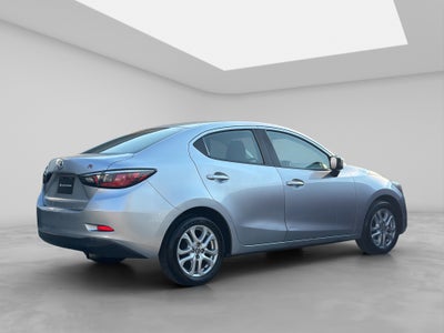 2017 Toyota Yaris 1.5 R Xle Sedan At
