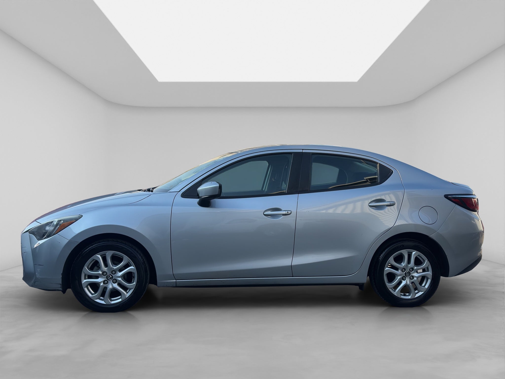 2017 Toyota Yaris 1.5 R Xle Sedan At