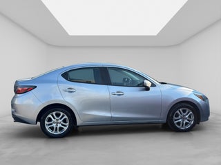 2017 Toyota Yaris 1.5 R Xle Sedan At