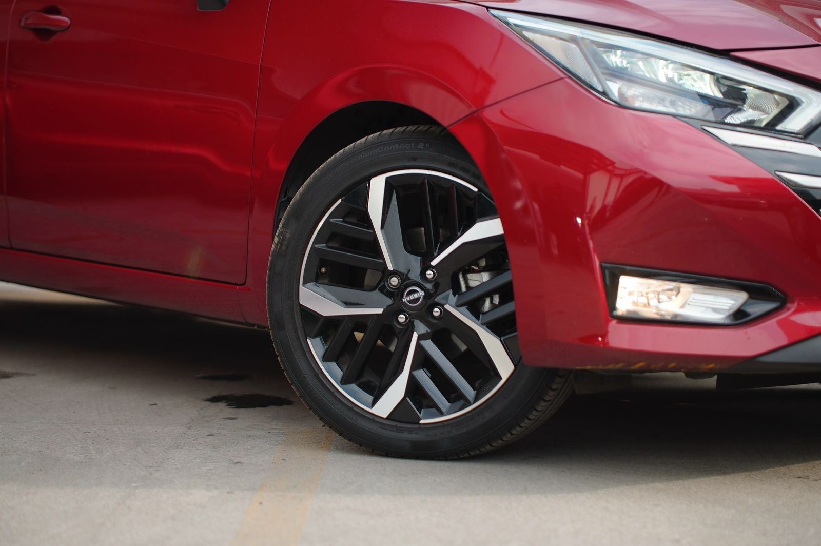 2024 Nissan Versa 1.6 SR At