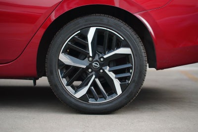 2024 Nissan Versa 1.6 SR At