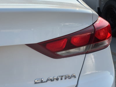 2017 Hyundai Elantra 2.0 Gls Premium At