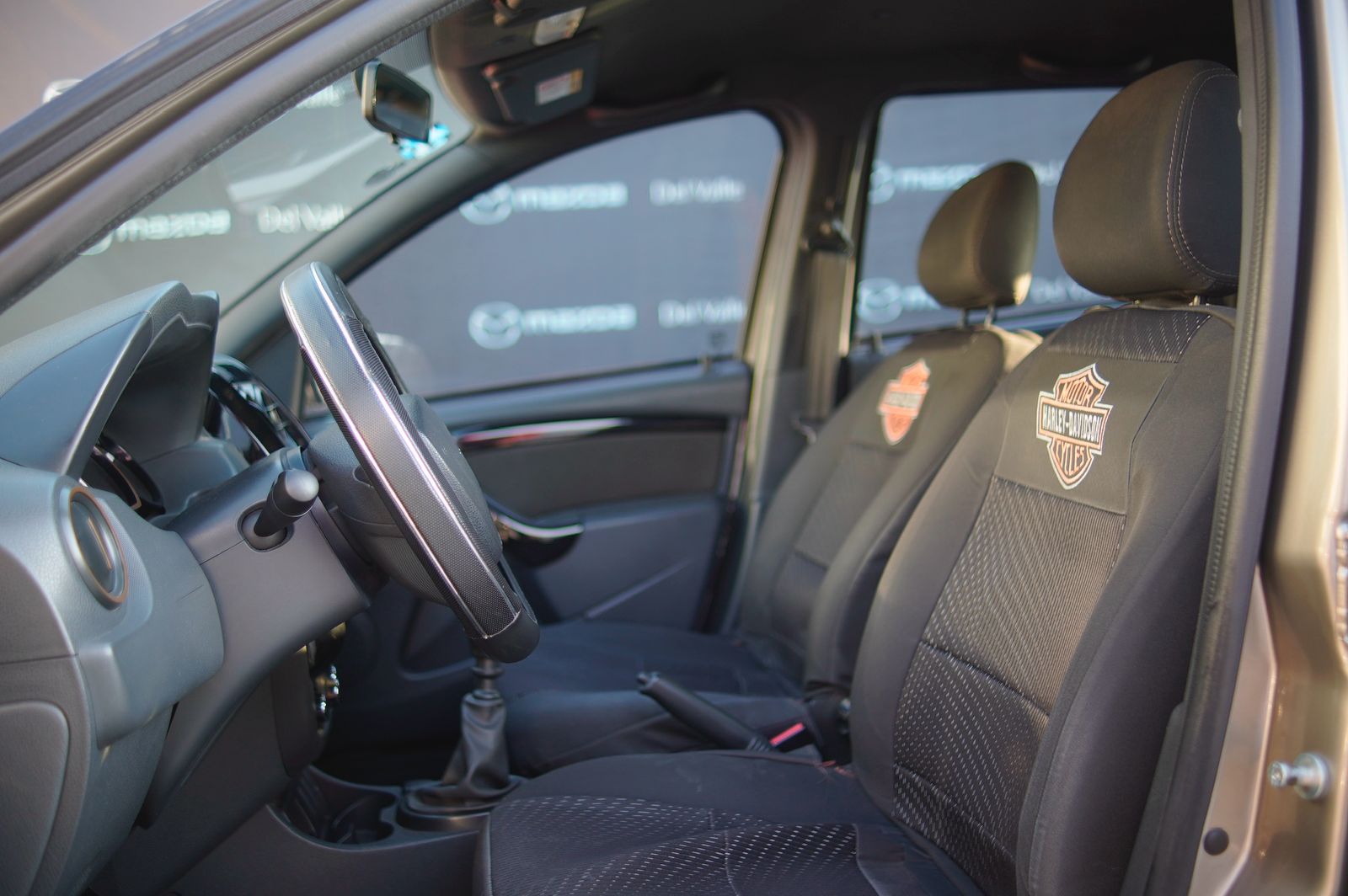 2017 Renault Duster 2.0 Dynamic Media Nav At