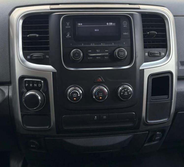 2020 RAM 1500 3.6 V6 Crew Cab SLT At