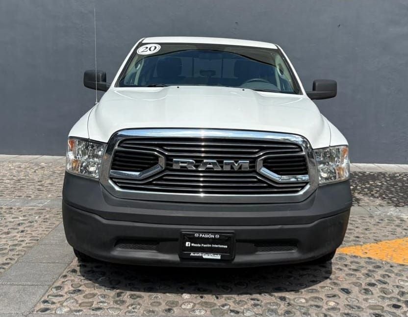 2020 RAM 1500 3.6 V6 Crew Cab SLT At