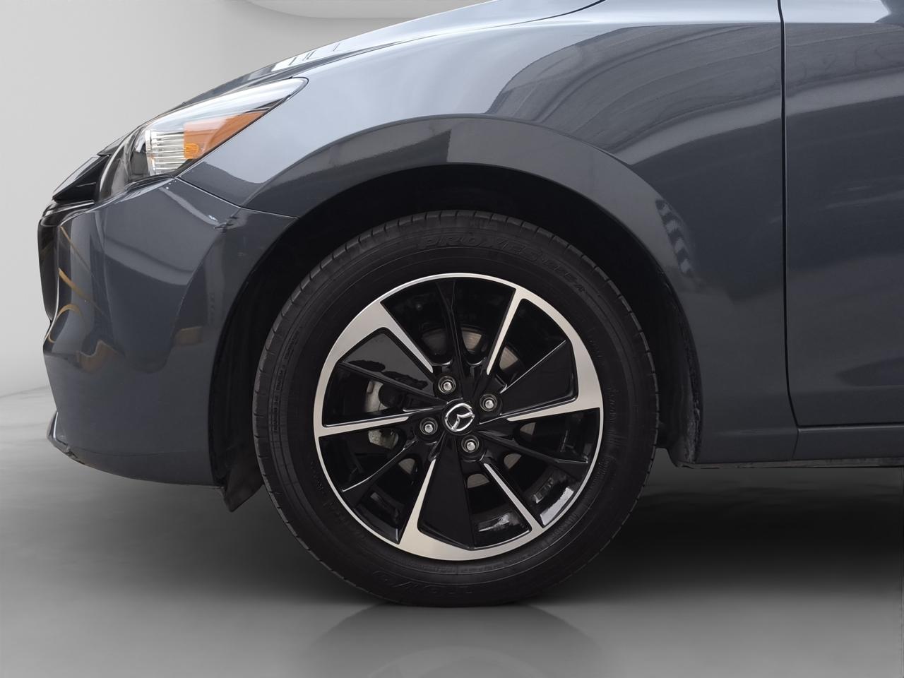 2025 Mazda Mazda 2 2.0 Signature Sedan At