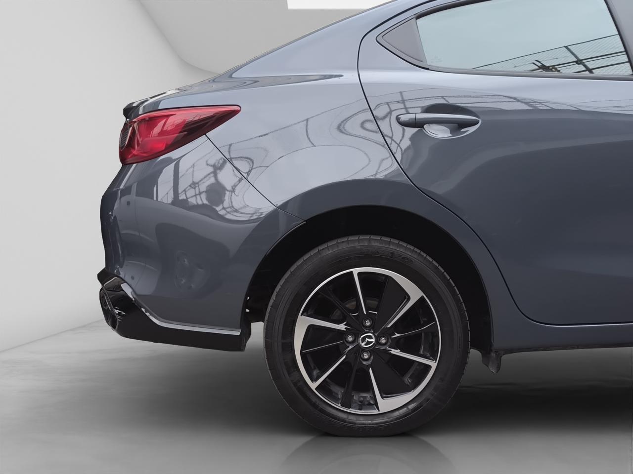 2025 Mazda Mazda 2 2.0 Signature Sedan At