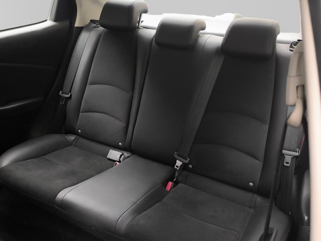 2025 Mazda Mazda 2 2.0 Signature Sedan At