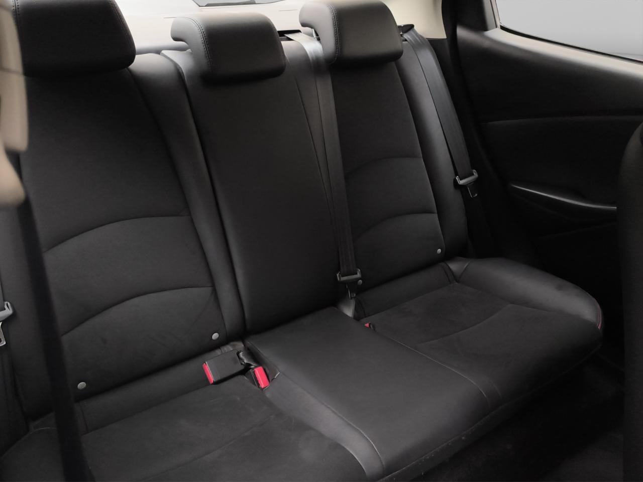 2025 Mazda Mazda 2 2.0 Signature Sedan At