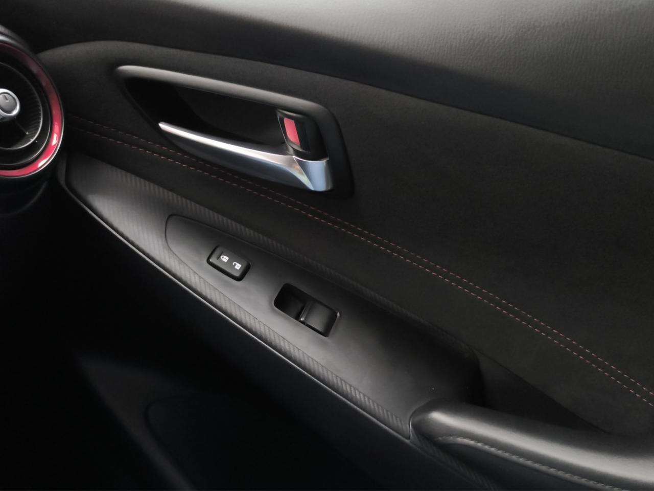 2025 Mazda Mazda 2 2.0 Signature Sedan At