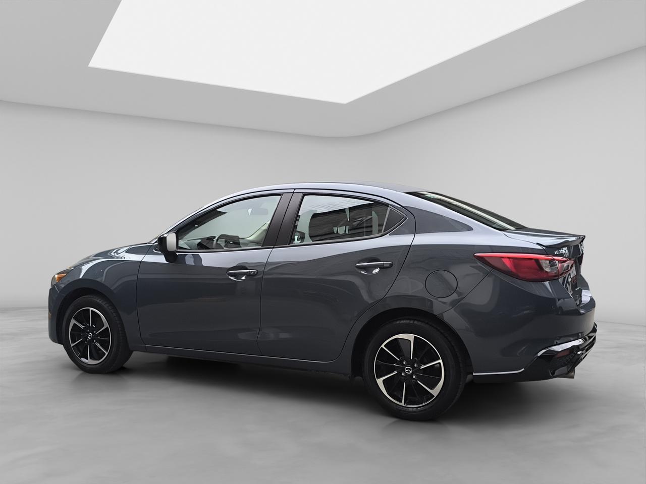 2025 Mazda Mazda 2 2.0 Signature Sedan At