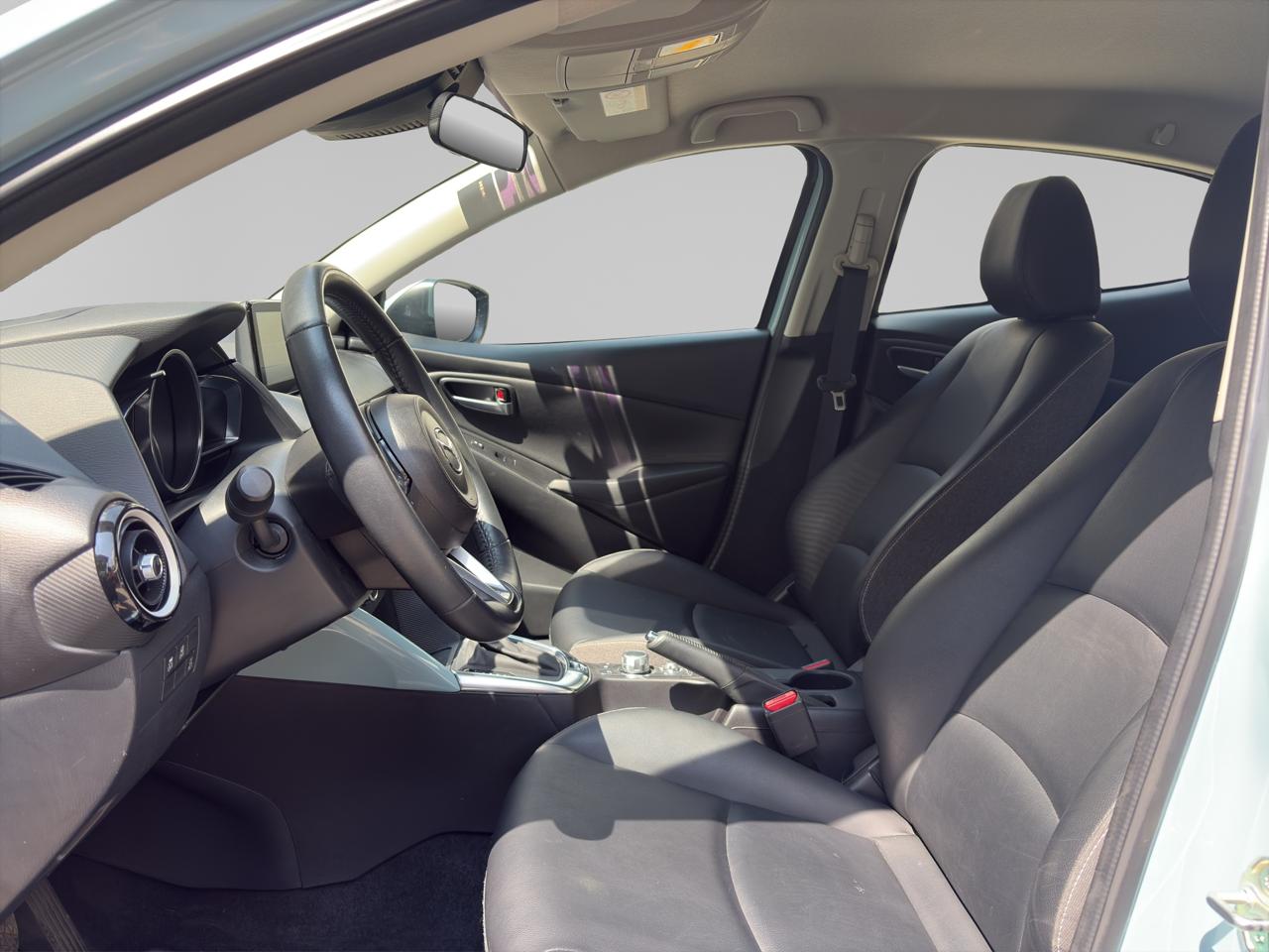 2025 Mazda Mazda 2 1.5 I Grand Touring Sedan At