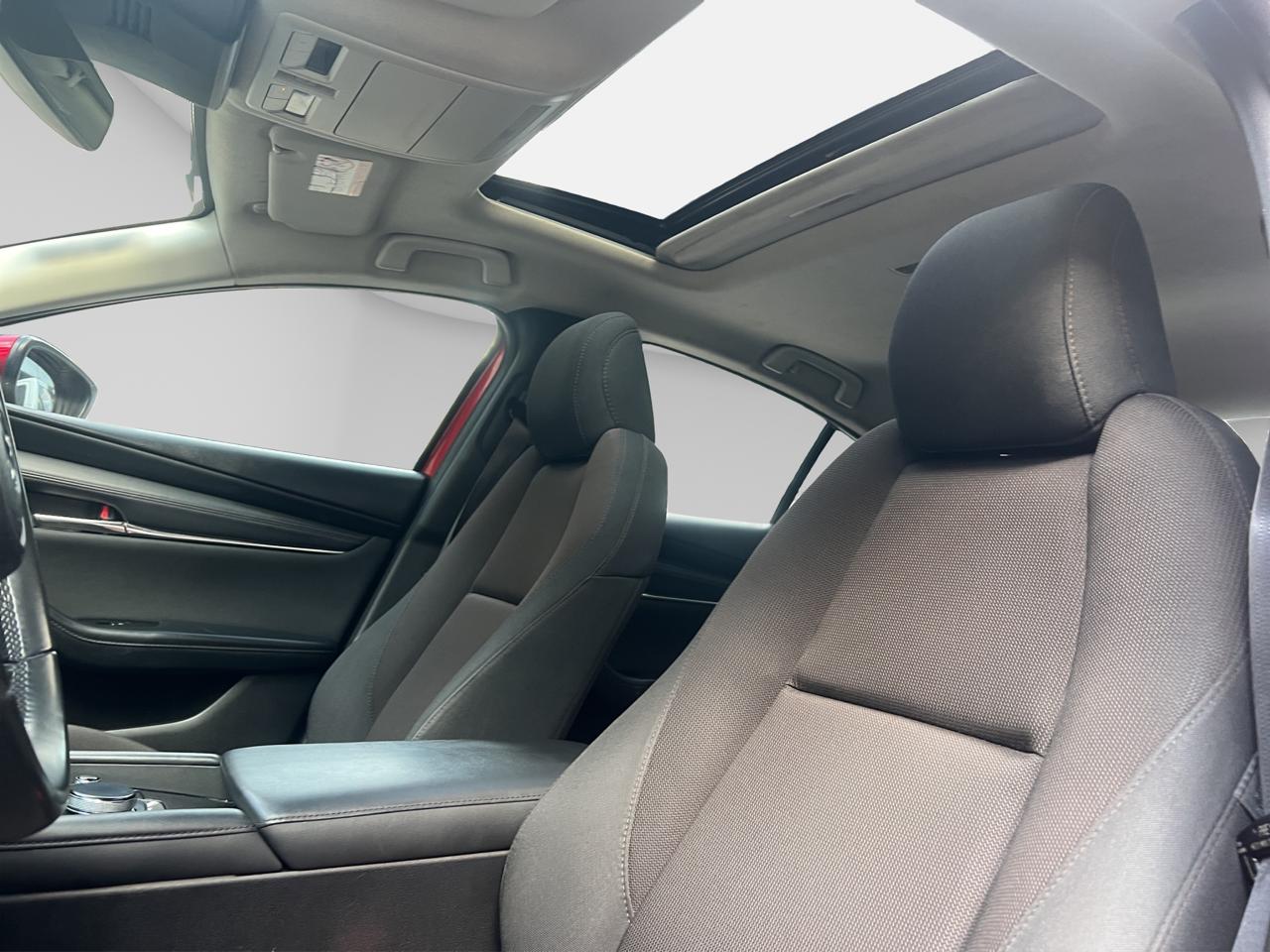 2021 Mazda Mazda 3 2.5 i Sport Sedan Mt