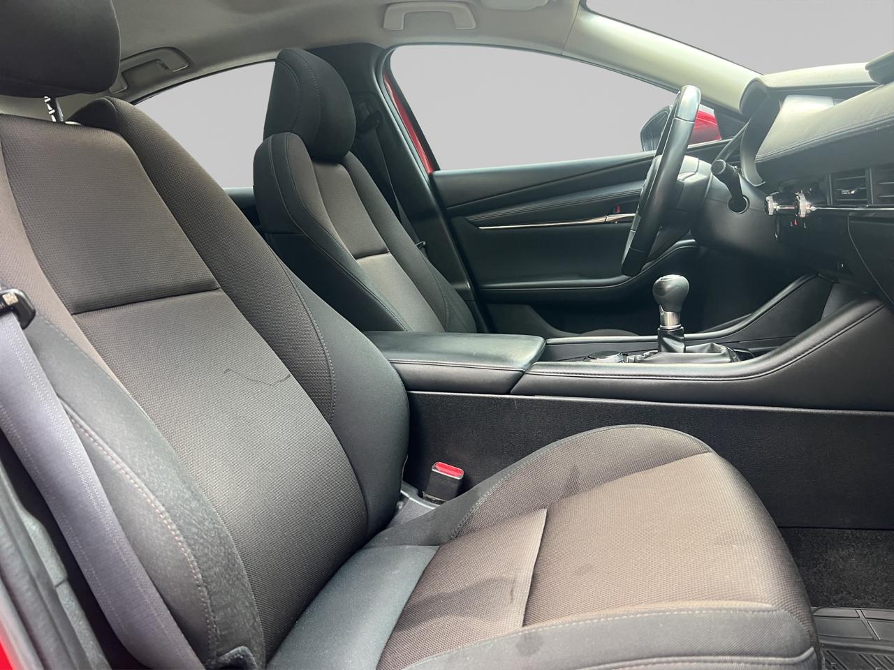 2021 Mazda Mazda 3 2.5 i Sport Sedan Mt