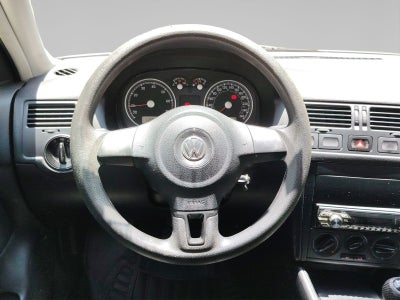 2013 Volkswagen Jetta 2.0 L4 Mt