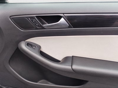 2016 Volkswagen Jetta 2.0 Live At